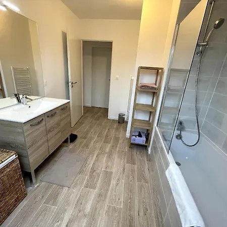 Freesia, Maison Neuve Avec Jardin Et Garage