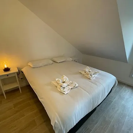 別荘 Freesia, Maison Neuve Avec Jardin Et Garage