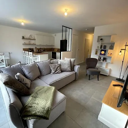 Freesia, Maison Neuve Avec Jardin Et Garage Hébergement de vacances Caen