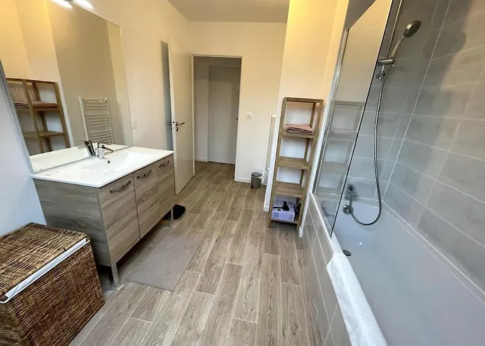 Freesia, Maison Neuve Avec Jardin Et Garage