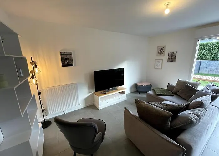 Prázdninový dům Freesia, Maison Neuve Avec Jardin Et Garage *