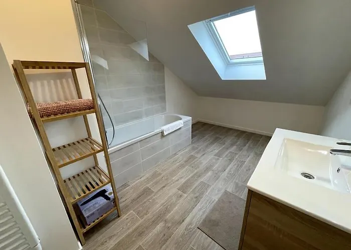 Freesia, Maison Neuve Avec Jardin Et Garage Prázdninový dům *